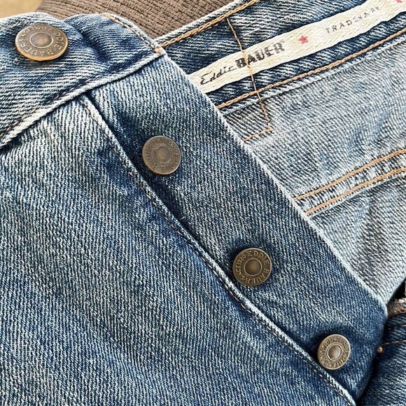 Eddie Bauer 100% cotton 5 pocket jeans, straight leg, size 18 petite - Picture 7 of 7